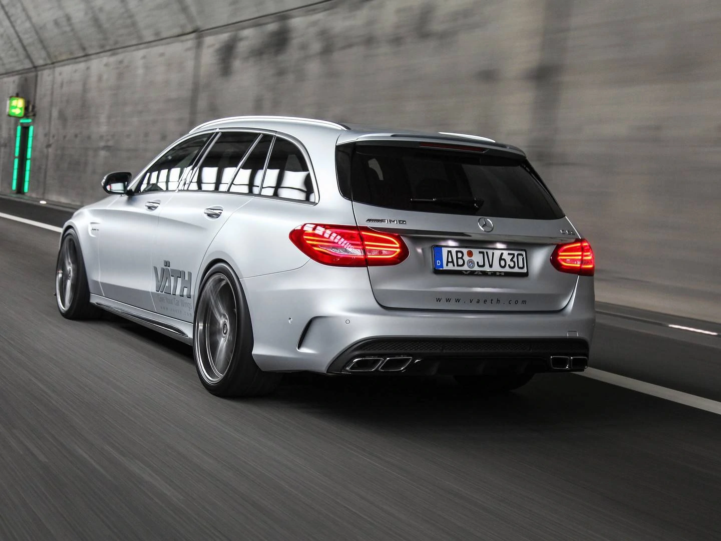 700 Hp Mercedes Amg C63 Estate Can Do 211 Mph