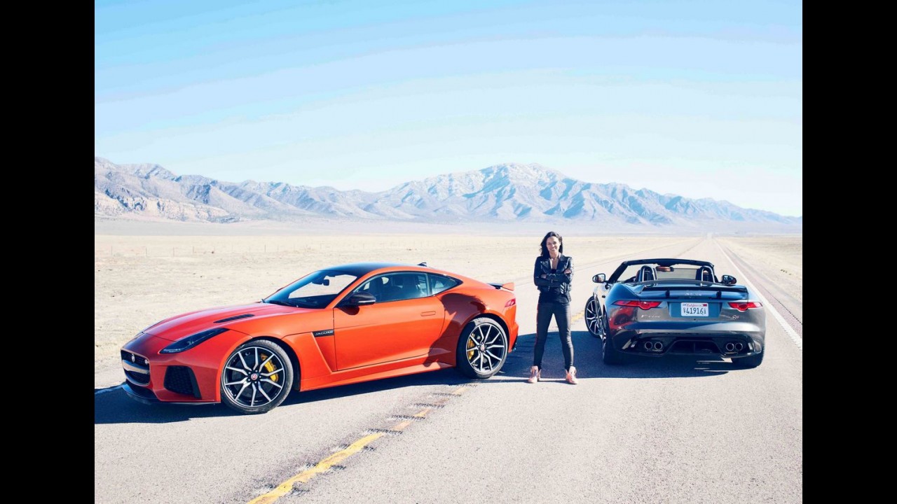 Vídeo: Michelle Rodriguez, a Letty de Velozes e Furiosos, acelera o F-Type a 320 km/h