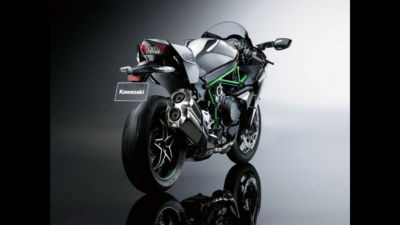 Kawasaki lança Ninja H2 por R$ 120 mil e apresenta novas Versys, Vulcan e Z300