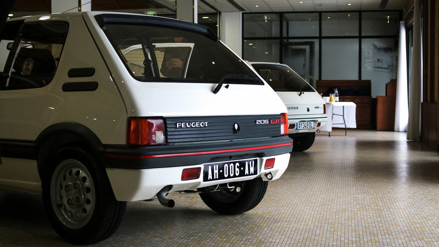 Trois Peugeot 205 entièrement restaurées