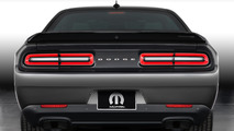 Mopar 17 Dodge Challenger