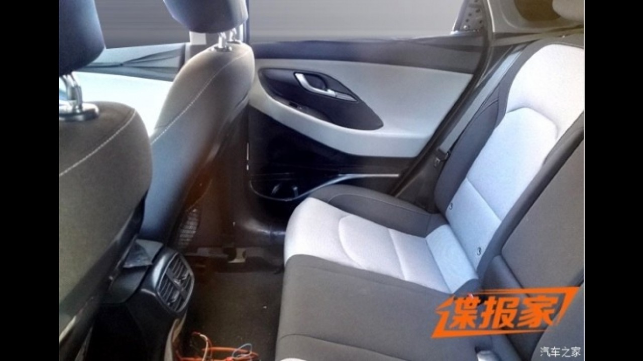Flagra! Novo Hyundai i30 2017 finaliza testes para estreia em outubro
