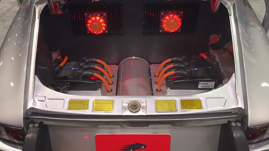 Tesla bataryası kullanan elektrikli Porsche