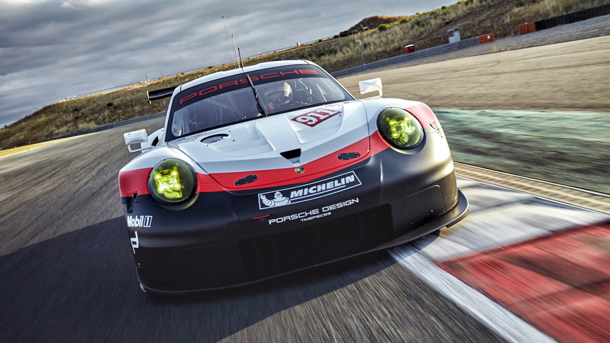 Porsche 911 RSR