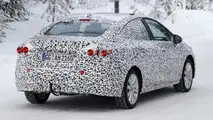 Chevrolet Cruze spy photo