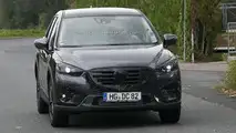 Mazda CX-5 facelift spy photo