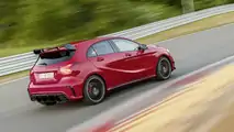 2016 Mercedes-Benz A45 AMG facelift