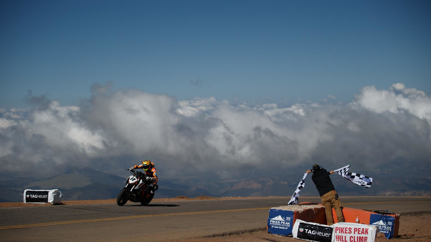 KTM 1290 Super Duke R Pikes Peak