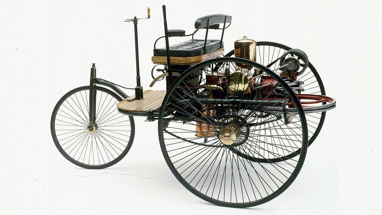 Mercedes, 120 anni di evoluzione del volante