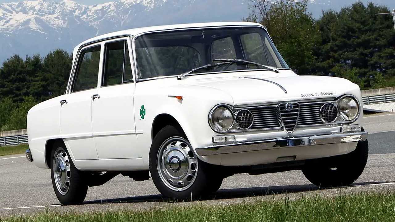 Alfas Romeo Giulia, 1962 vs 2020