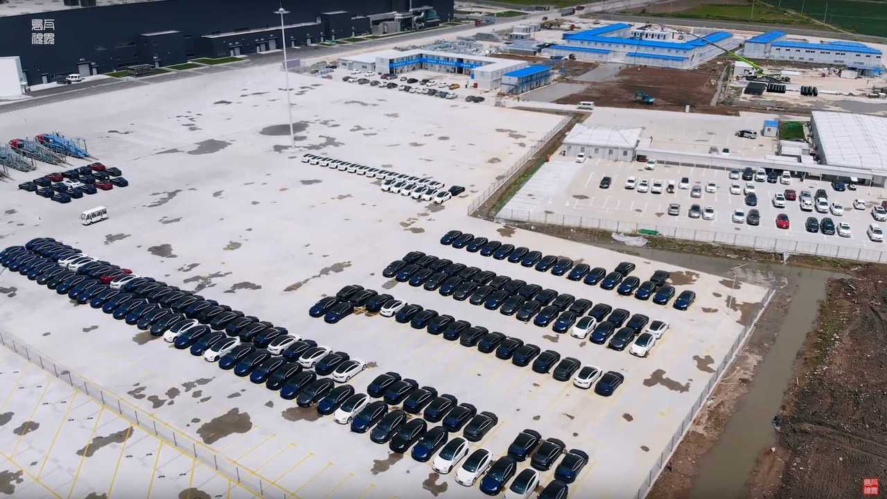 Tesla Gigafactory 3 source: 乌瓦