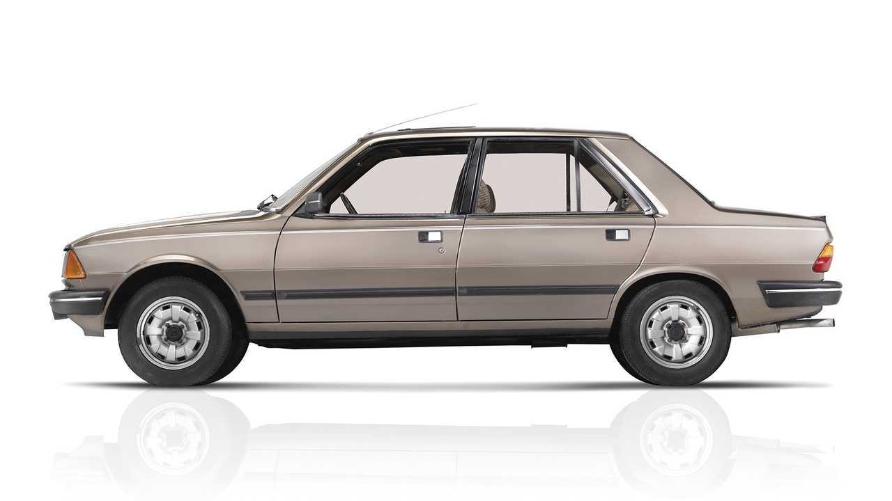 Peugeot 305