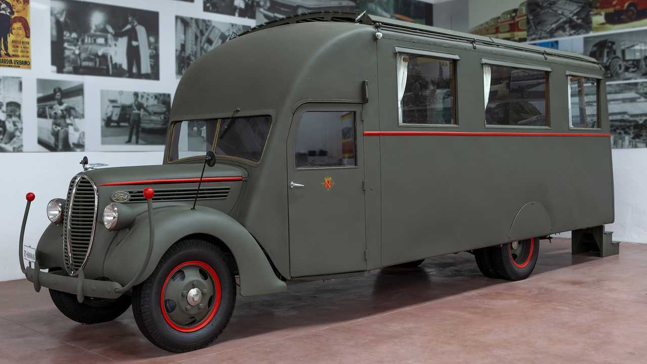 Subasta de coches de la colección de de Desguaces La Torre