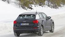 2018 Audi SQ2 Kamuflajsız Casus Fotoğrafları