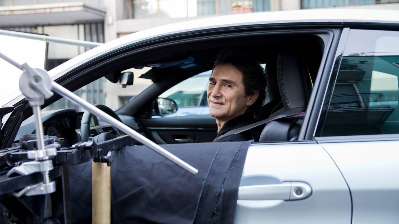 La soluzione di Alex Zanardi: “Girate la cover del cellulare quando guidate
