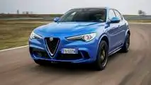 Alfa Romeo Stelvio Quadrifoglio VS Porsche Macan Turbo Performance Pack
