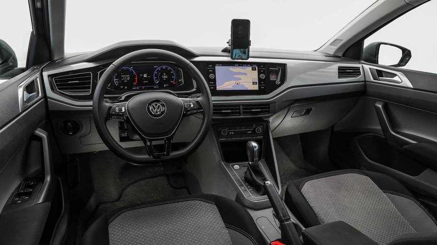 Comparativo Fiat Cronos x VW Virtus x Honda City