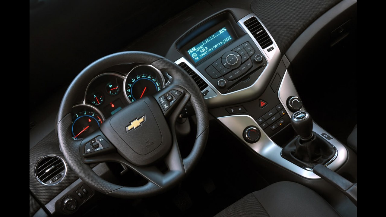 Chevrolet Cruze Sport6 é lançado oficialmente: O hatch tem preços a partir de R$ 64.900,00