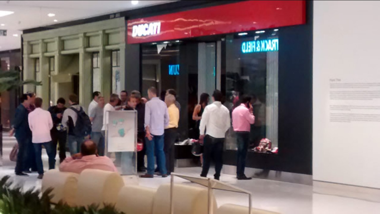 Ducati abre loja dentro de shopping em São Paulo
