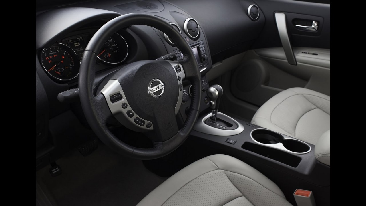 Nissan Rogue 2011 - Utilitário ganha facelift e novos equipamentos nos Estados Unidos