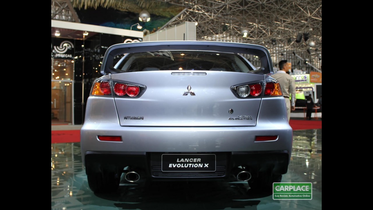 Renault divulga imagens oficiais do seu novo sedan de luxo Latitude