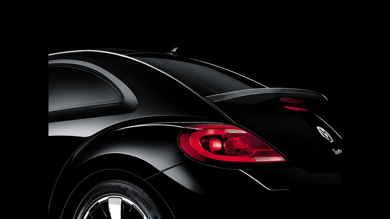 Novo Beetle 2012: Novas fotos mostram esportividade e também o acabamento interno