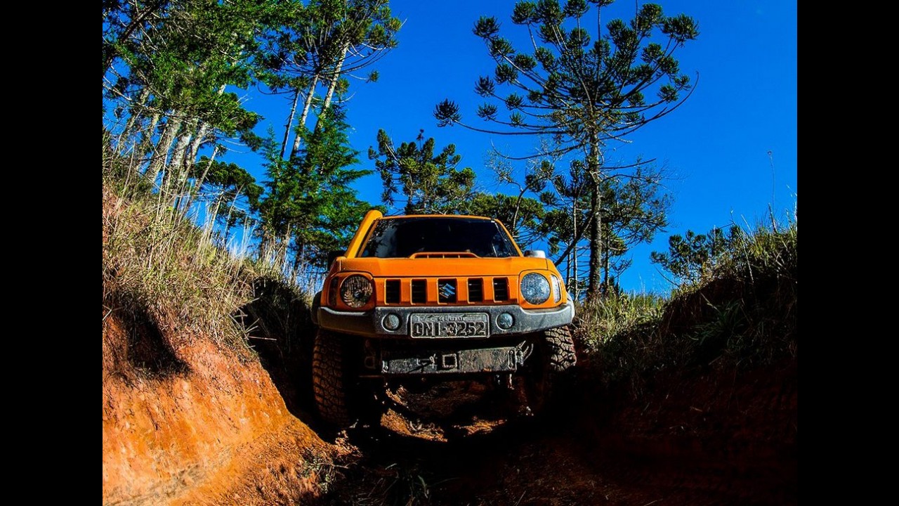 Avaliação: agora fabricado no Brasil, Suzuki Jimny mostra valentia na trilha