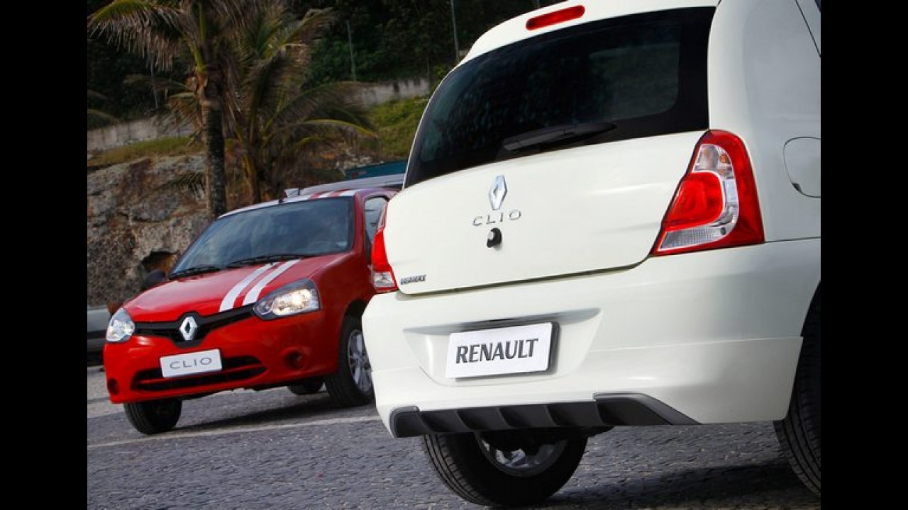 Renault Clio 2014 chega por R$ 23.990 e ganha indicador de troca de marcha