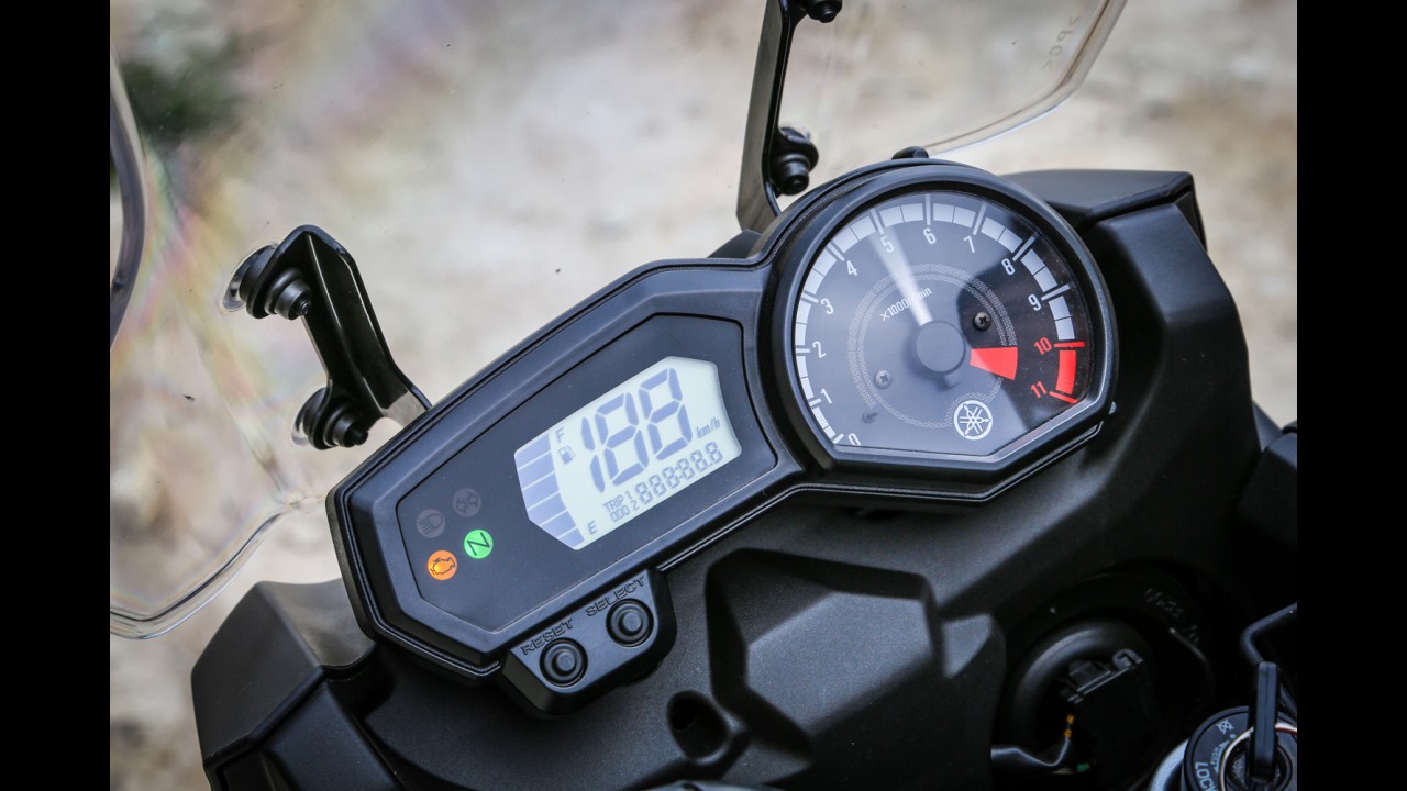 Avaliação: Honda XRE 300, agora flex, encara Yamaha Ténéré 250