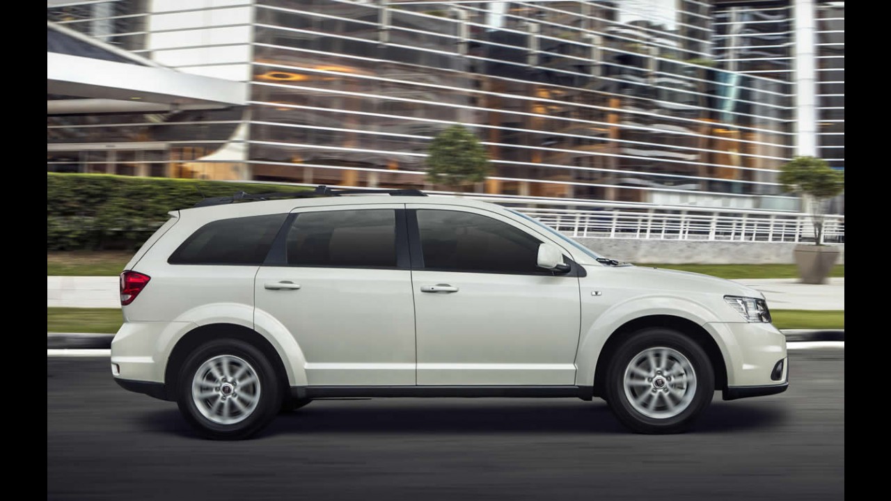 Teste CARPLACE: Fiat Freemont deixa de preguiça com novo câmbio de seis marchas
