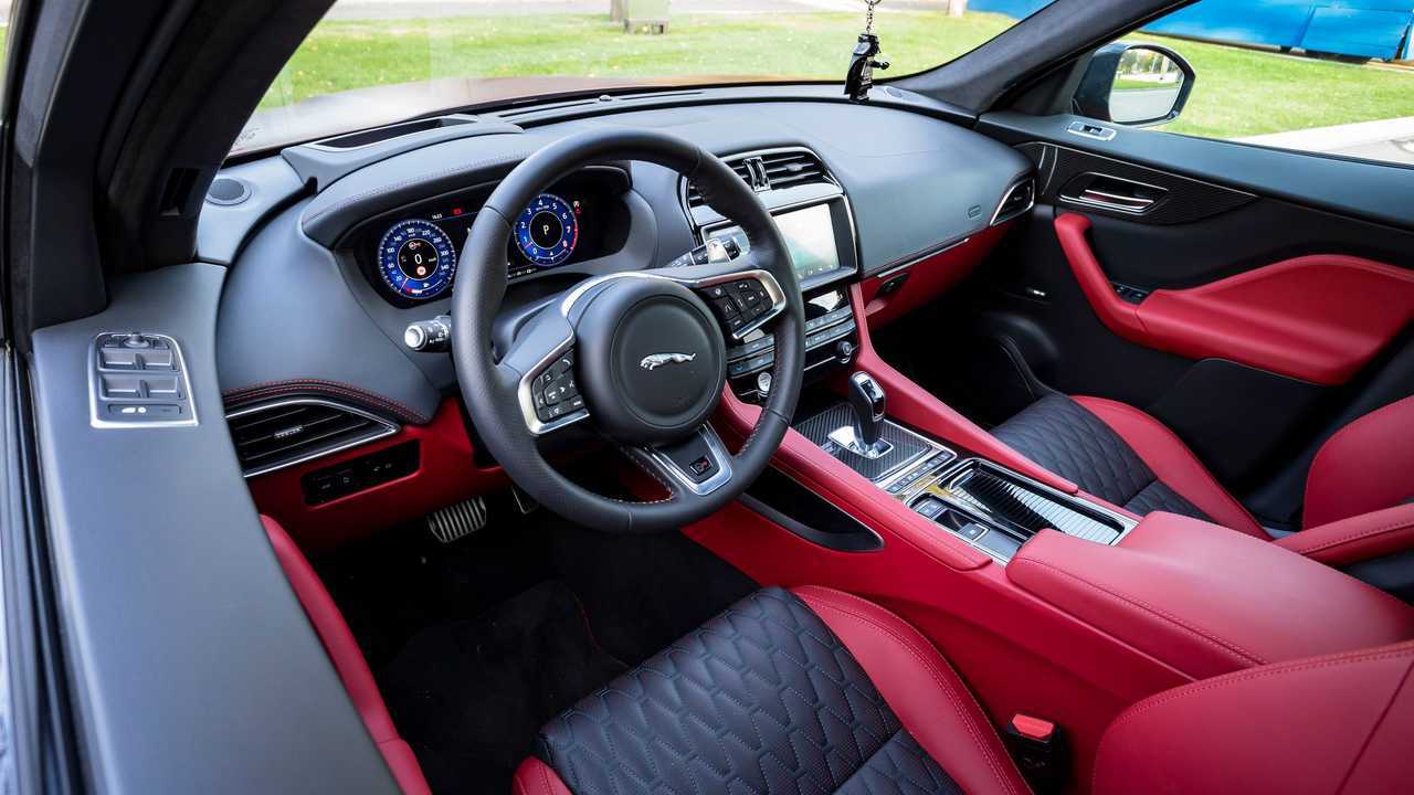 Jaguar F-Pace SVR Тест-драйв