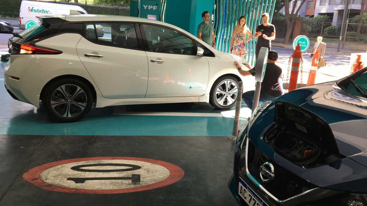 Un eléctrico en Buenos Aires: 33 horas con el Nissan Leaf