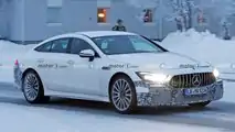 Mercedes-AMG GT73e, foto spia sulla neve