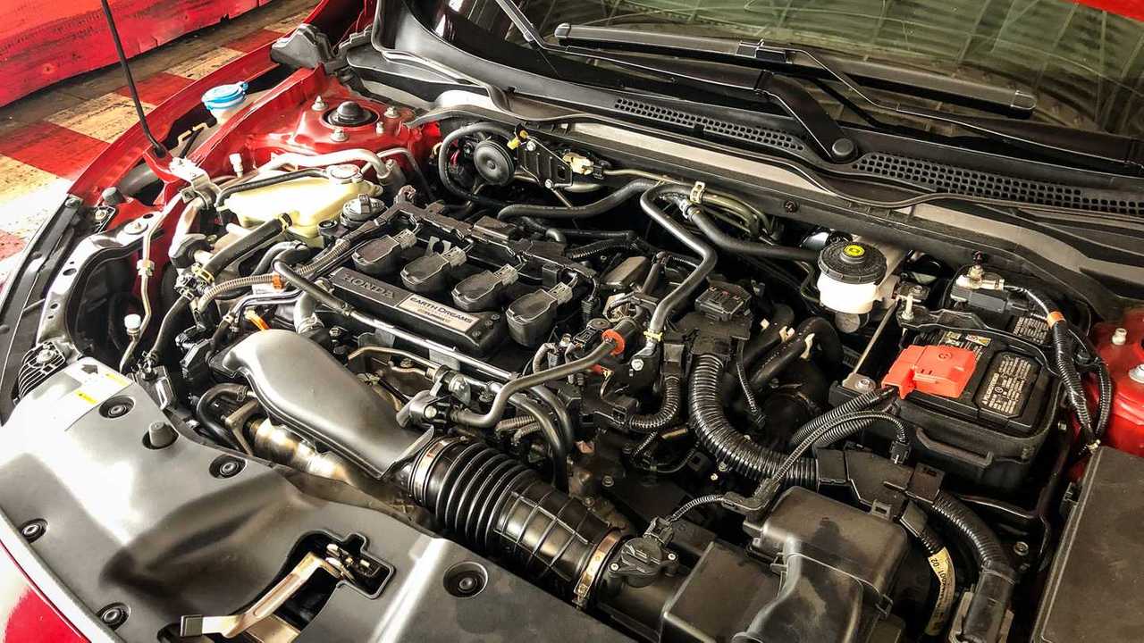 Sandero RS e Civic Si