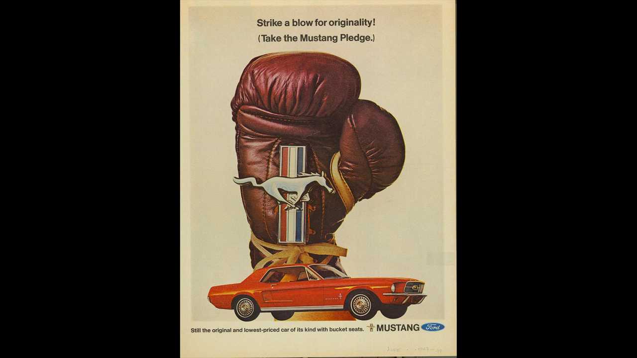 Винтажная реклама Ford Mustang