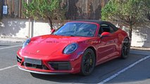 Yeni Porsche 911 GTS Cabrio casus fotoğraflar