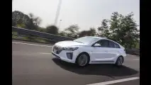 Hyundai Ioniq, pochi optional e tanto di serie