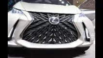 Lexus al Salone di Ginevra 2015