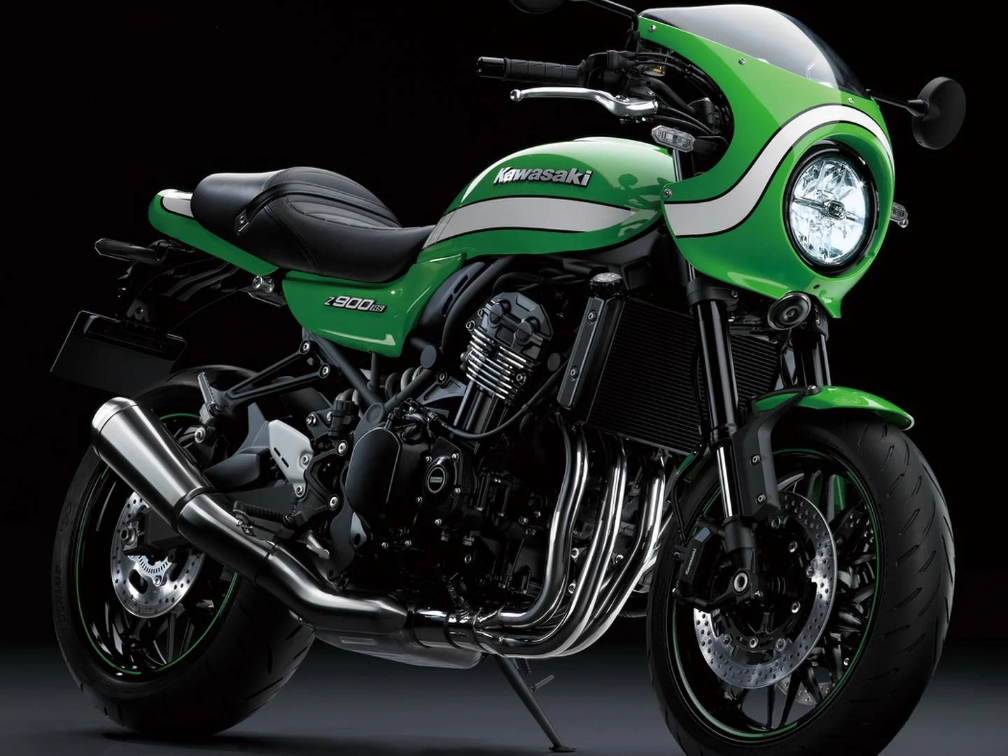 Kawasaki rememora los años setenta con su Z900RS CAFE