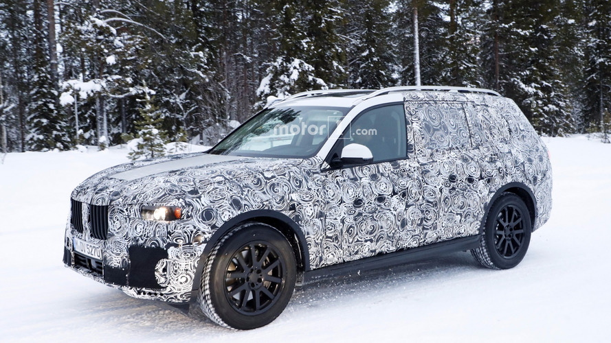 2018 BMW X7 spy photo
