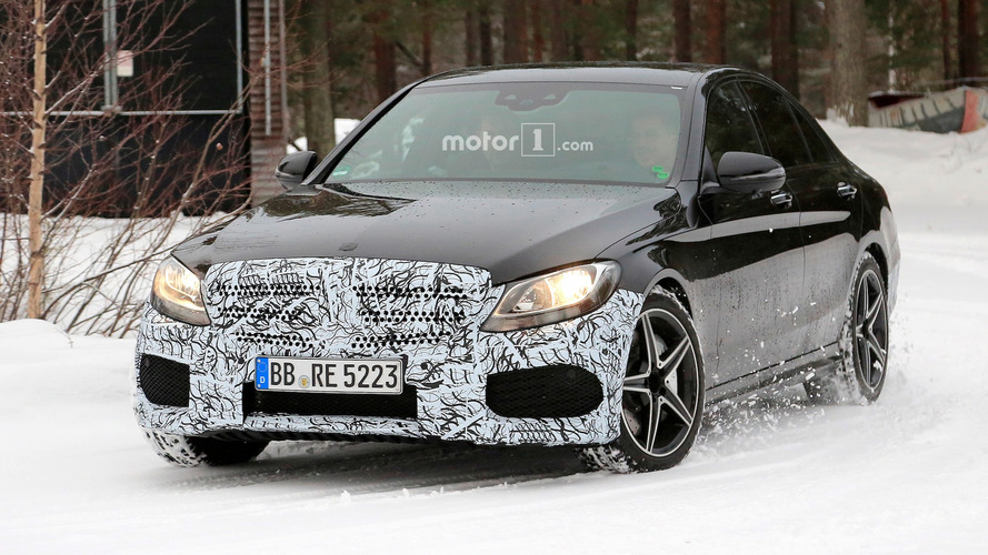 2019 Mercedes-AMG C43 Sedan casus fotoğrafları