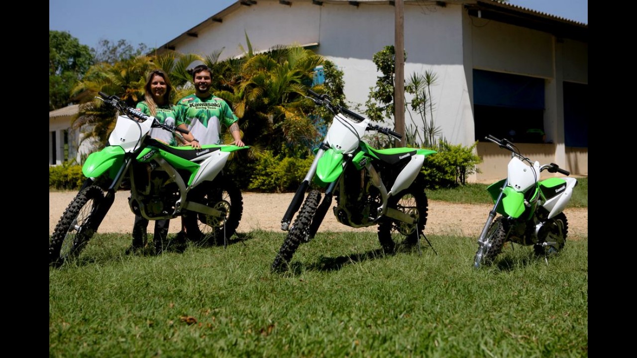 Kawasaki apresenta linha off-road 2016; KX450F é destaque