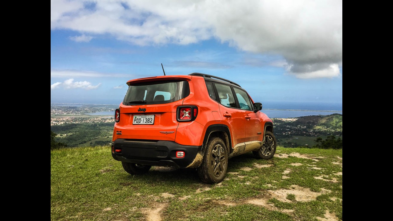 Teste CARPLACE: Renegade 4x4 encara pista e off-road em 1.000 km de viagem