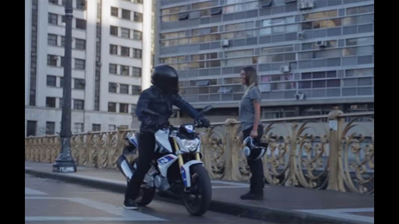 Surpresa! Nova BMW G310R já aparece rodando no Brasil (vídeo)