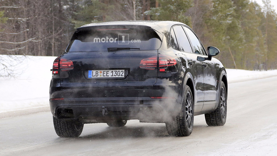 2018 Porsche Cayenne spy photo