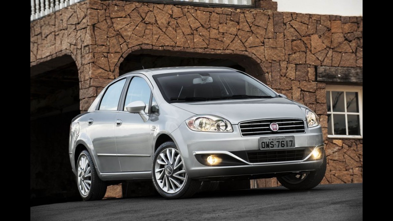 Fiat Punto e Linea 2016 ganham central multimídia e câmera de ré - veja preços