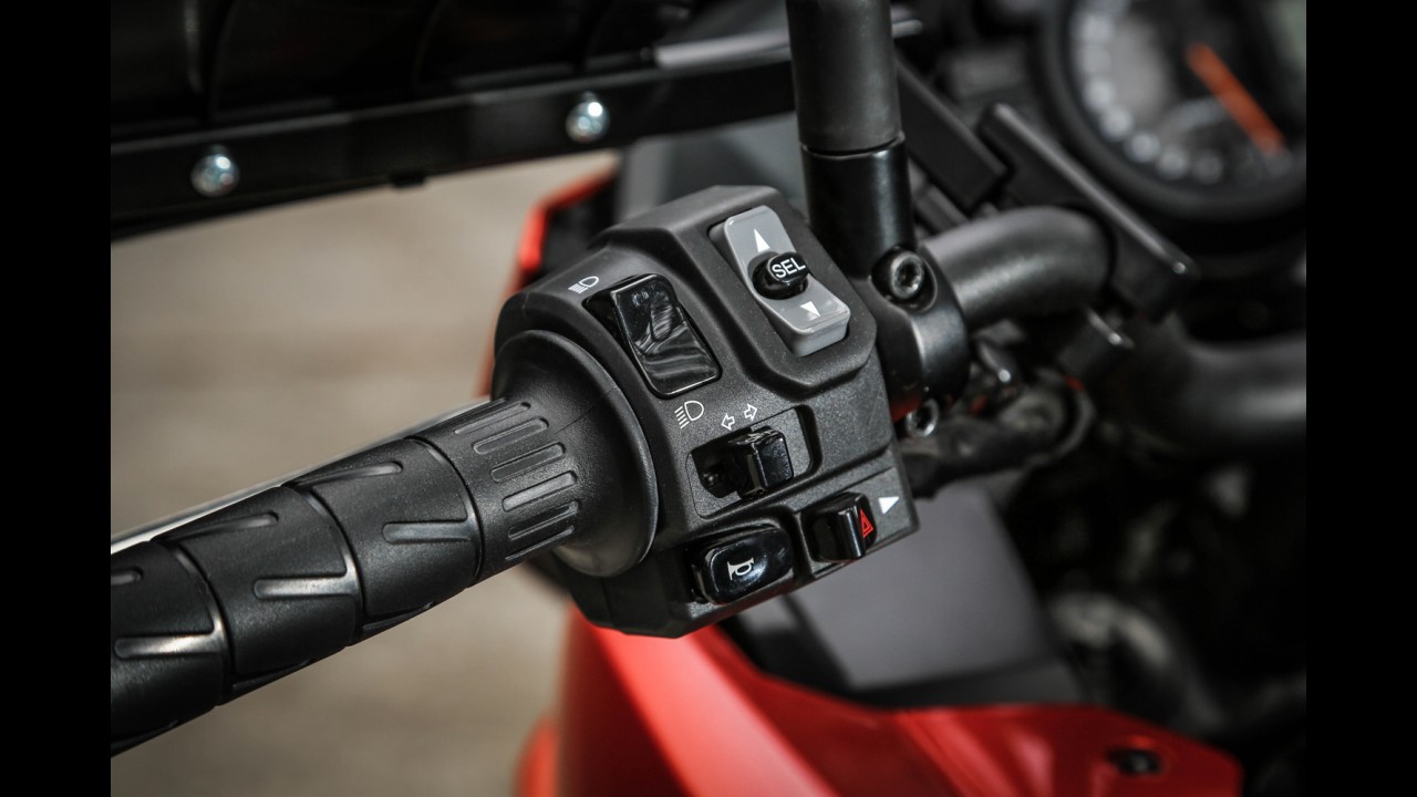 Avaliação: nova Kawasaki Versys 1000 devora asfalto com conforto