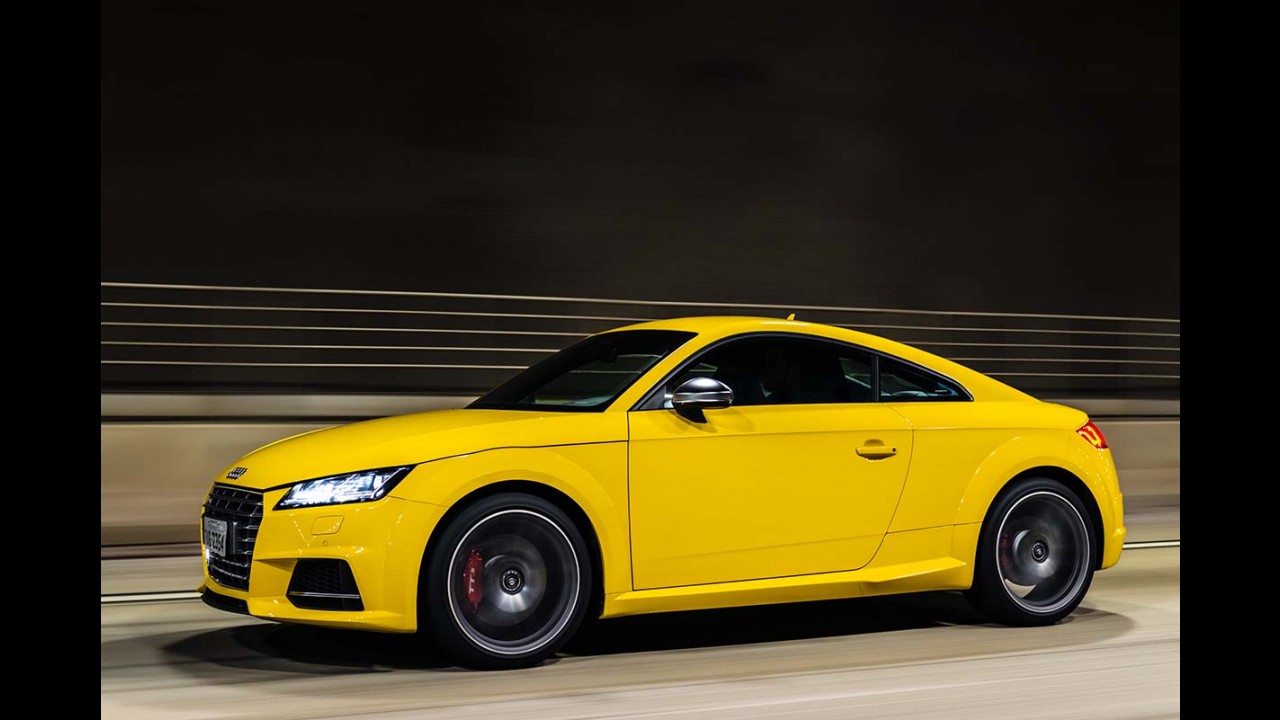 Teste CARPLACE: Audi TTS adiciona potência e tração na receita do cupê