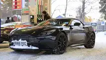 2018 Aston Martin DB11 Volante casus fotoğrafları