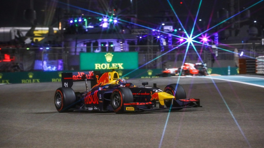 Dossier Red Bull et l'automobile